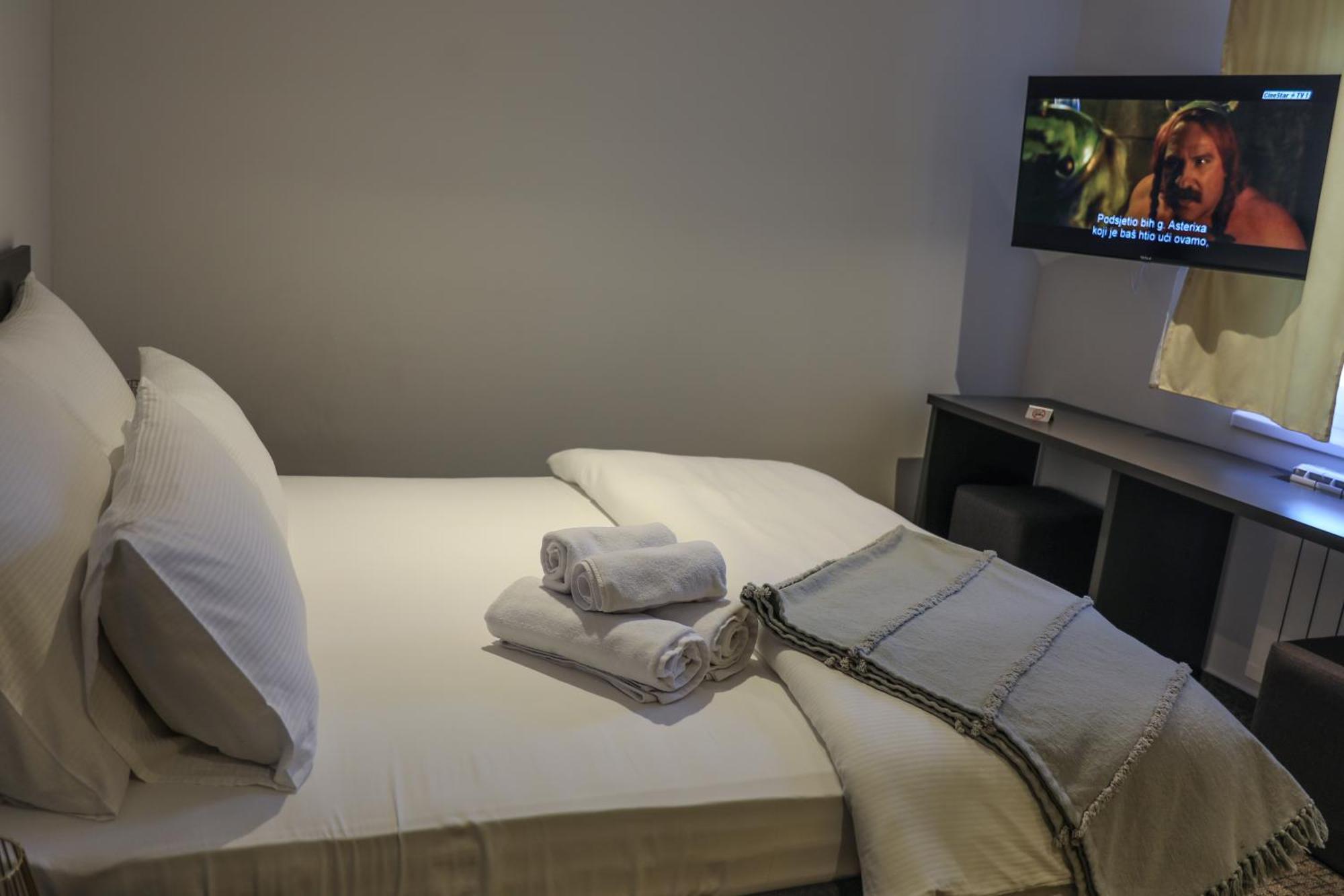 Studio Apartments Visit Point Sarajevo Ngoại thất bức ảnh